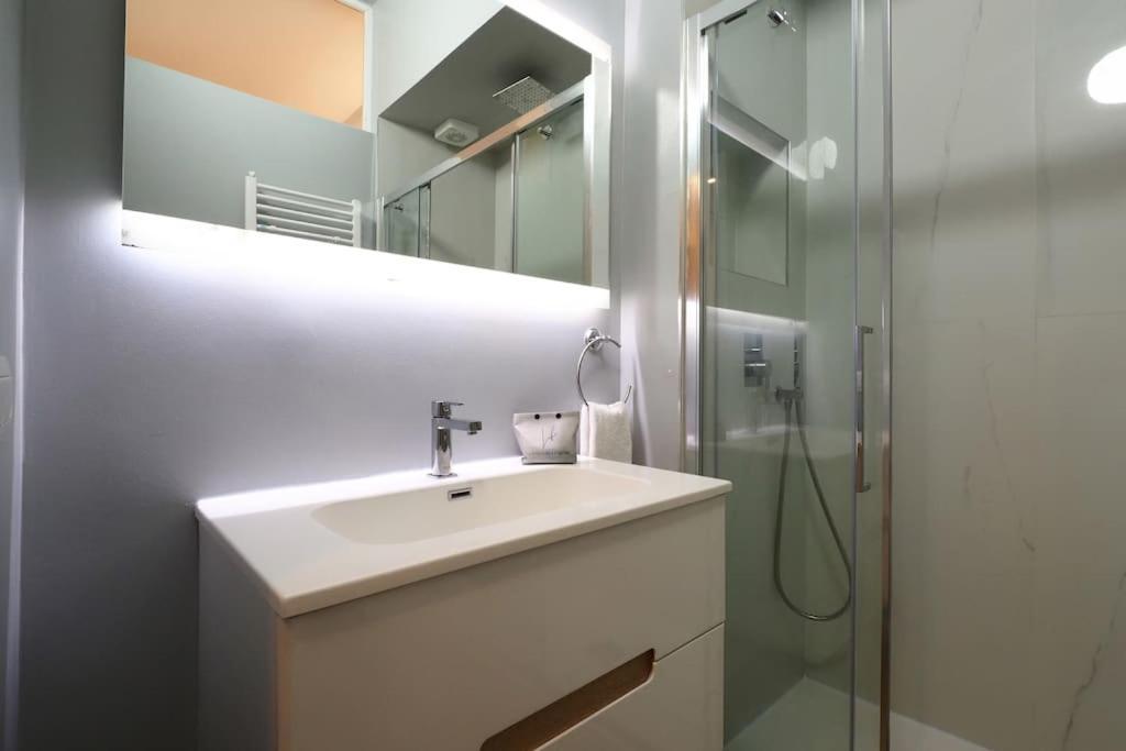 Contempora Apartments - Bilocale Via Verro ミラノ エクステリア 写真